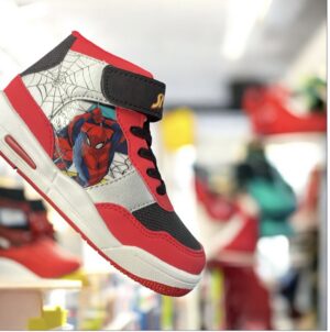 Sneakers rosse con luci di Spiderman